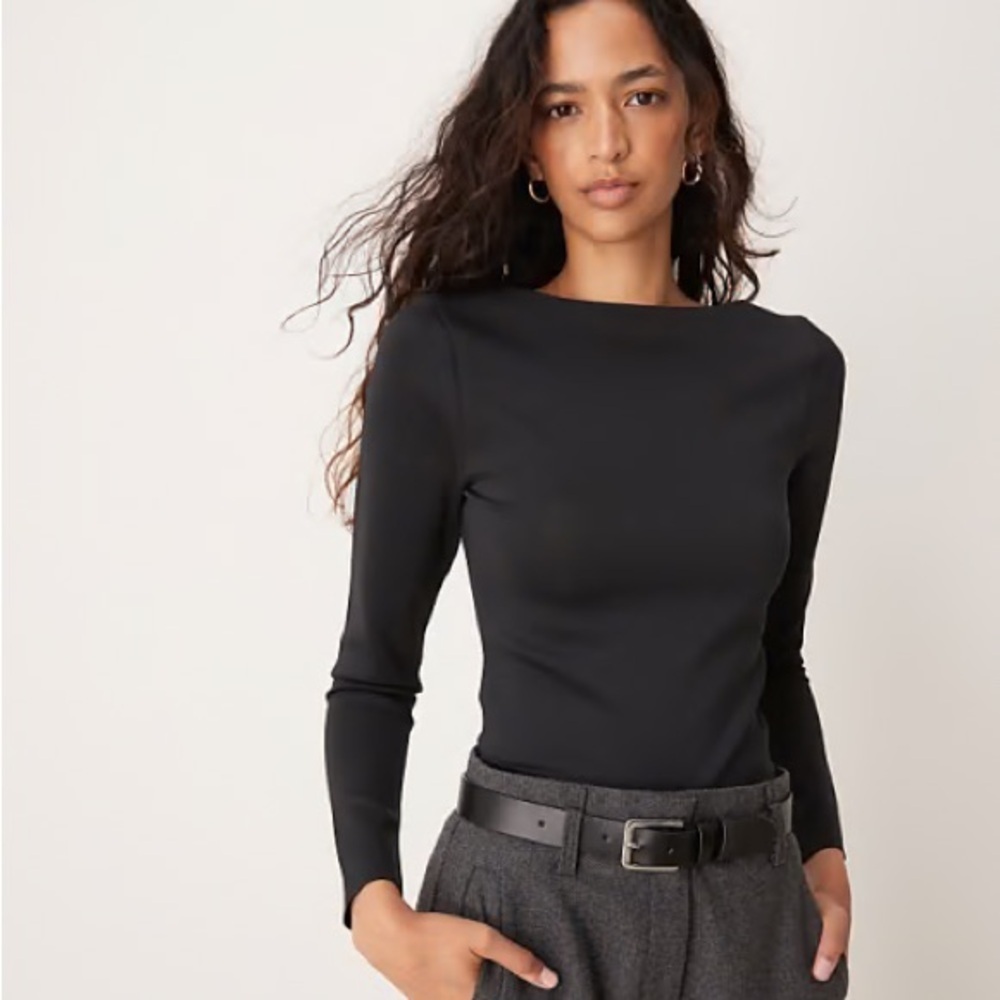 Abercrombie & Fitch Seamless Matte Long Sleeve Top